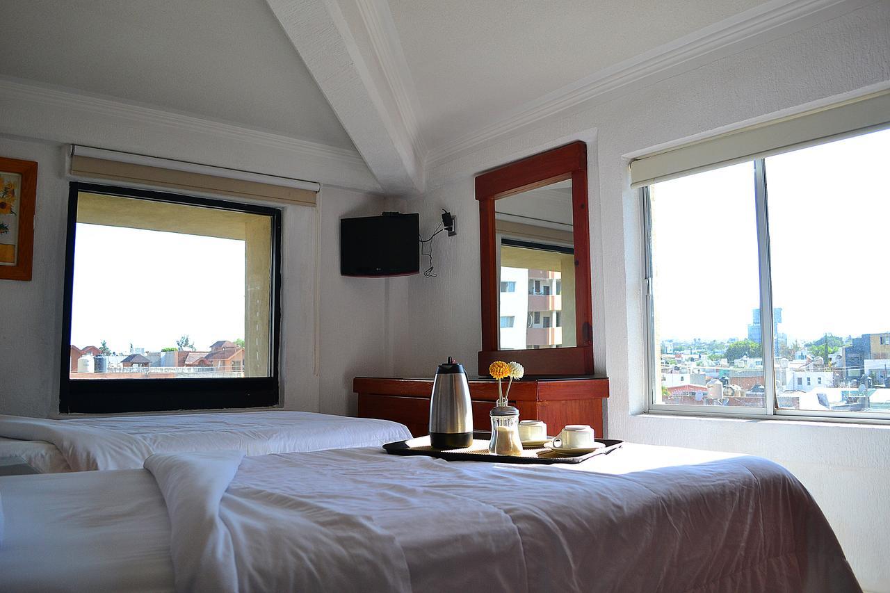 Hotel Campestre Inn Leon Ngoại thất bức ảnh